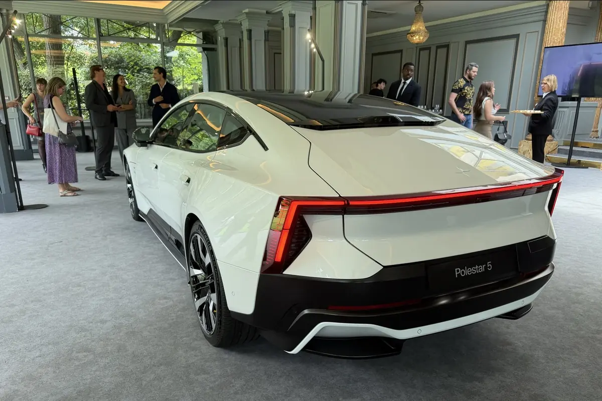 Je suis mont&eacute; dans la Polestar 5, cette grande berline sportive vendue... 140 000&euro;