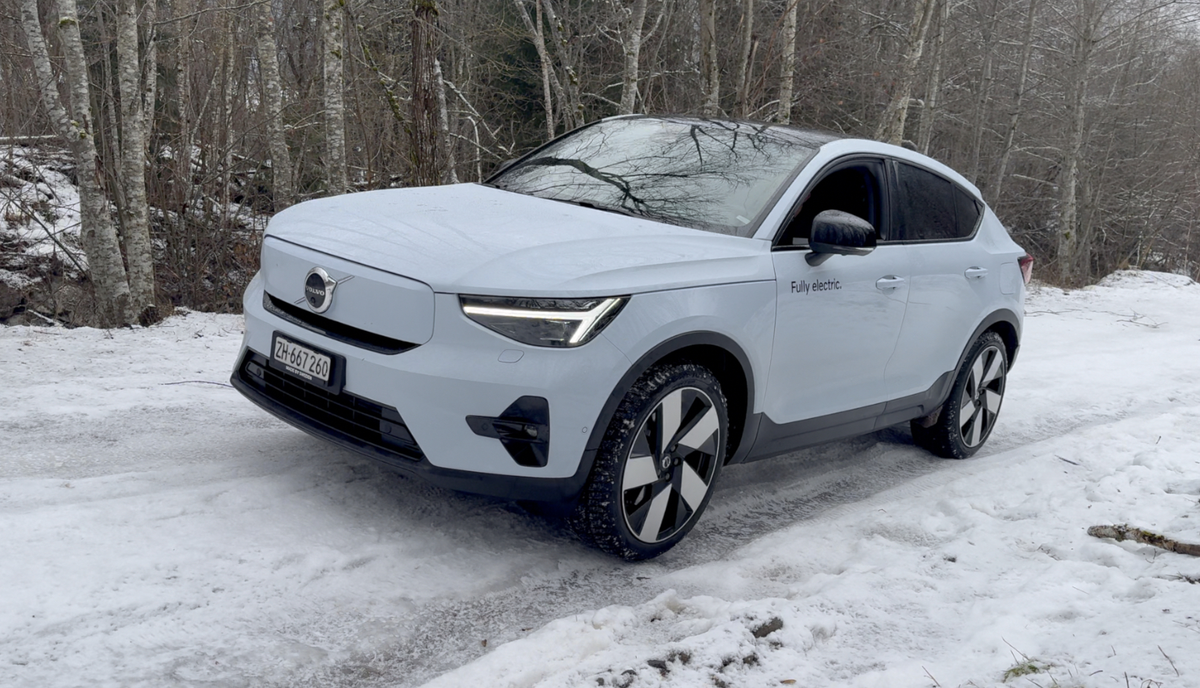 Essai Volvo C40 Recharge 2024 dans les Alpes suisses : enfin une autonomie correcte ?