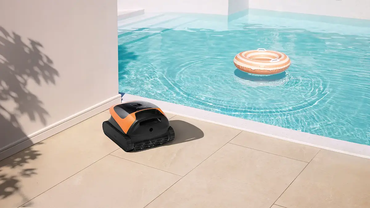 Beatbot Sora 30 et Sora 10&nbsp;: deux nouveaux robots de piscine sans fil pour un nettoyage complet