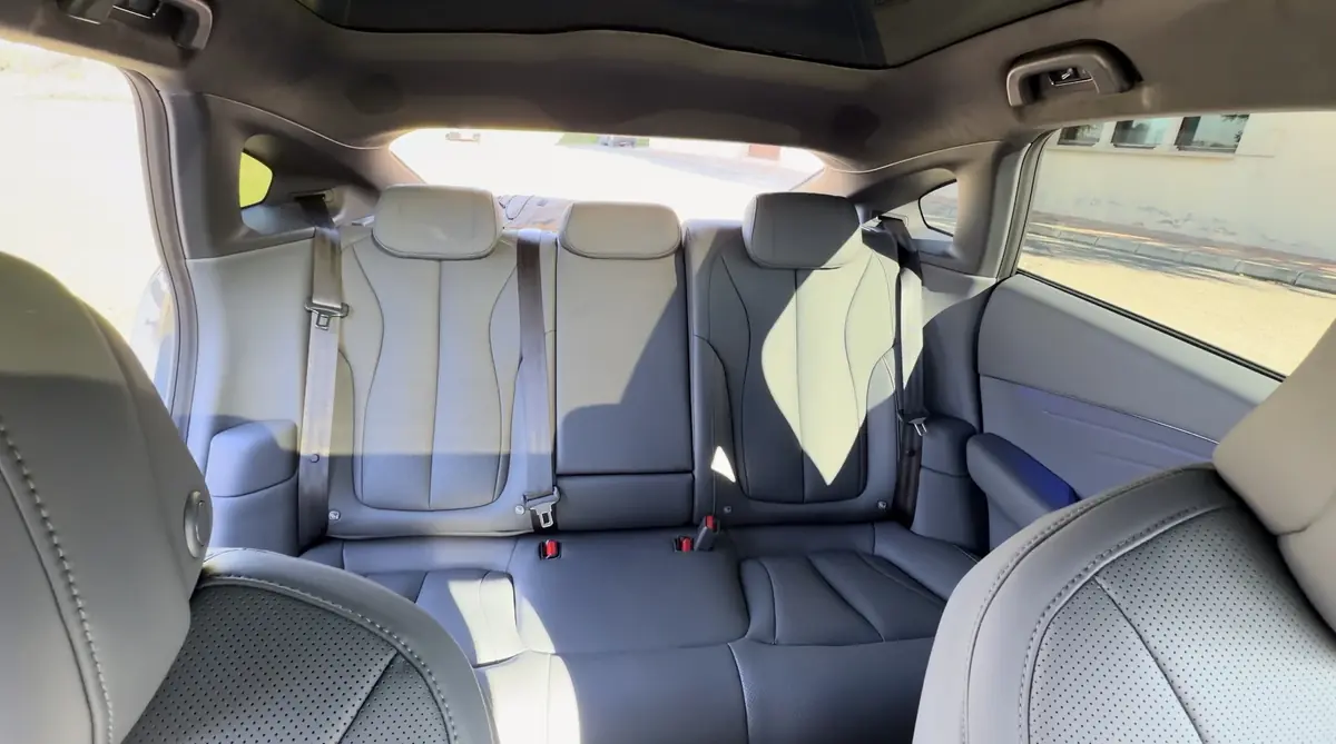 Essai XPeng P7+&nbsp;: le luxe et la charge en 12mn &agrave; partir de 45 990&euro;