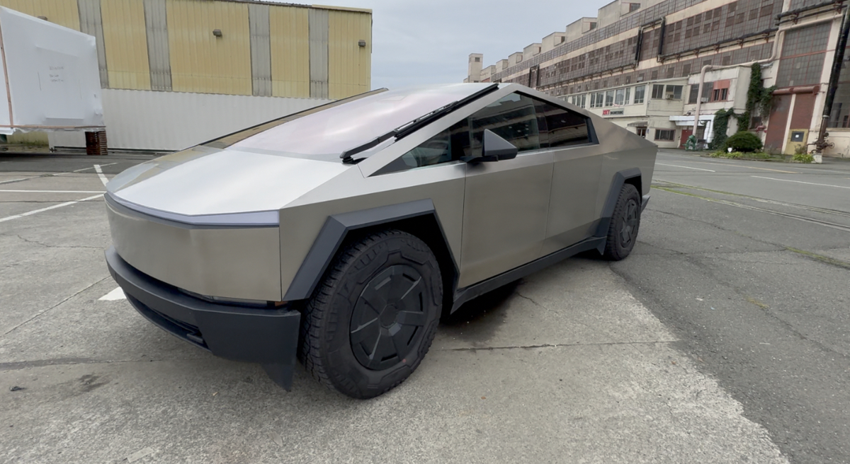 Essai inédit du Tesla Cybertruck !