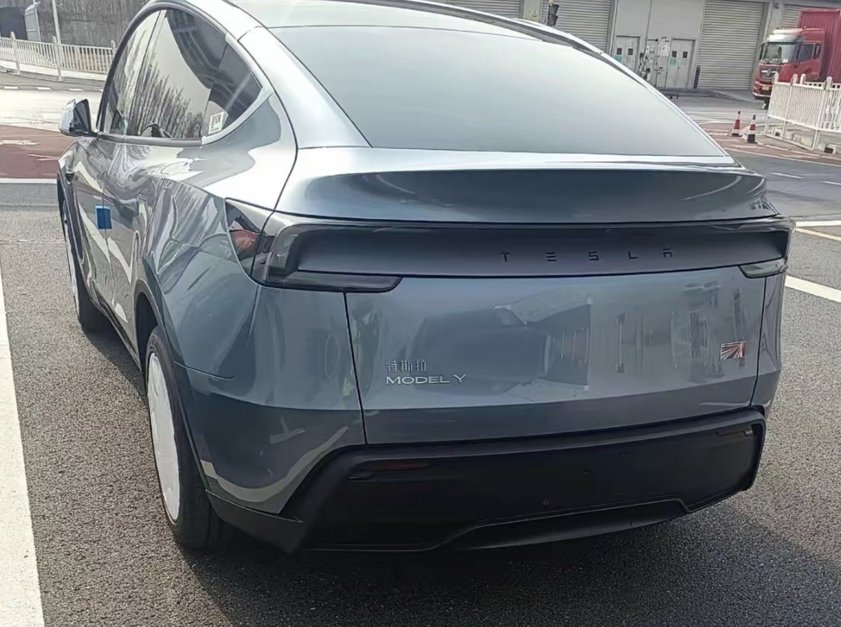 Le nouveau Tesla Model Y arrive en Europe ! Qu'est-ce qui pourrait changer ?