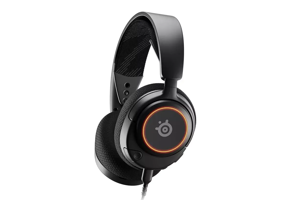 Black Friday : jusqu'à -50€ sur les casques gaming SteelSeries (7P+ à 99€)