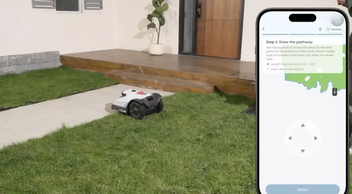 Test Eufy C15&nbsp;: le premier robot-tondeuse d&rsquo;Anker peut-il convaincre&nbsp;?