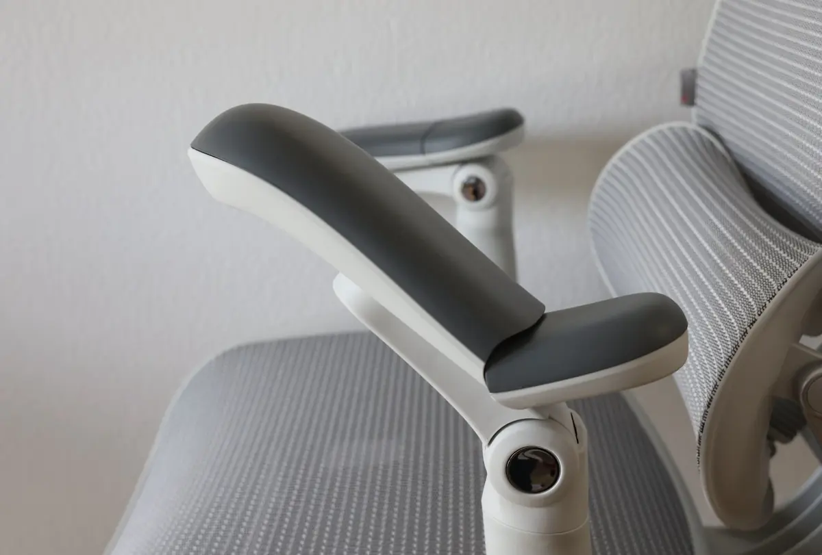 Test Sihoo Doro C300 Pro V2&nbsp;: une chaise pour dormir, jouer &agrave; la console ou... travailler&nbsp;?!