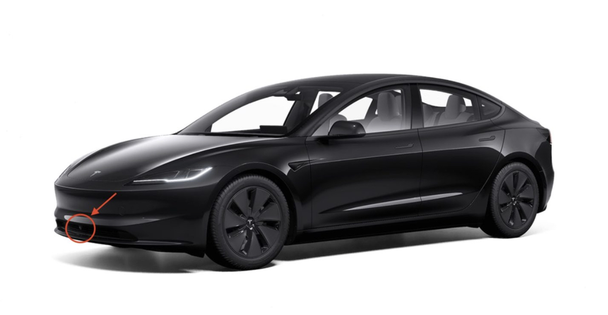 Tesla : caméra calandre, capot qui se soulève, Model Y dans le désert et Apple Podcast natif