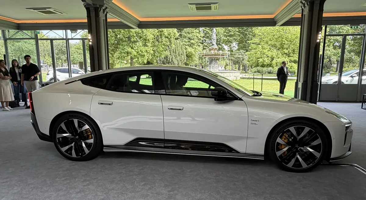 Je suis mont&eacute; dans la Polestar 5, cette grande berline sportive vendue... 140 000&euro;