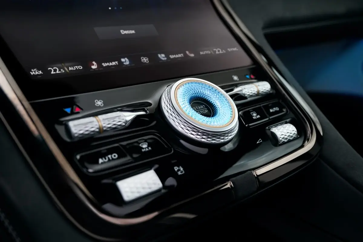 Bentley Torcal&nbsp;: le premier SUV &eacute;lectrique de Crewe monte &agrave; 888 chevaux
