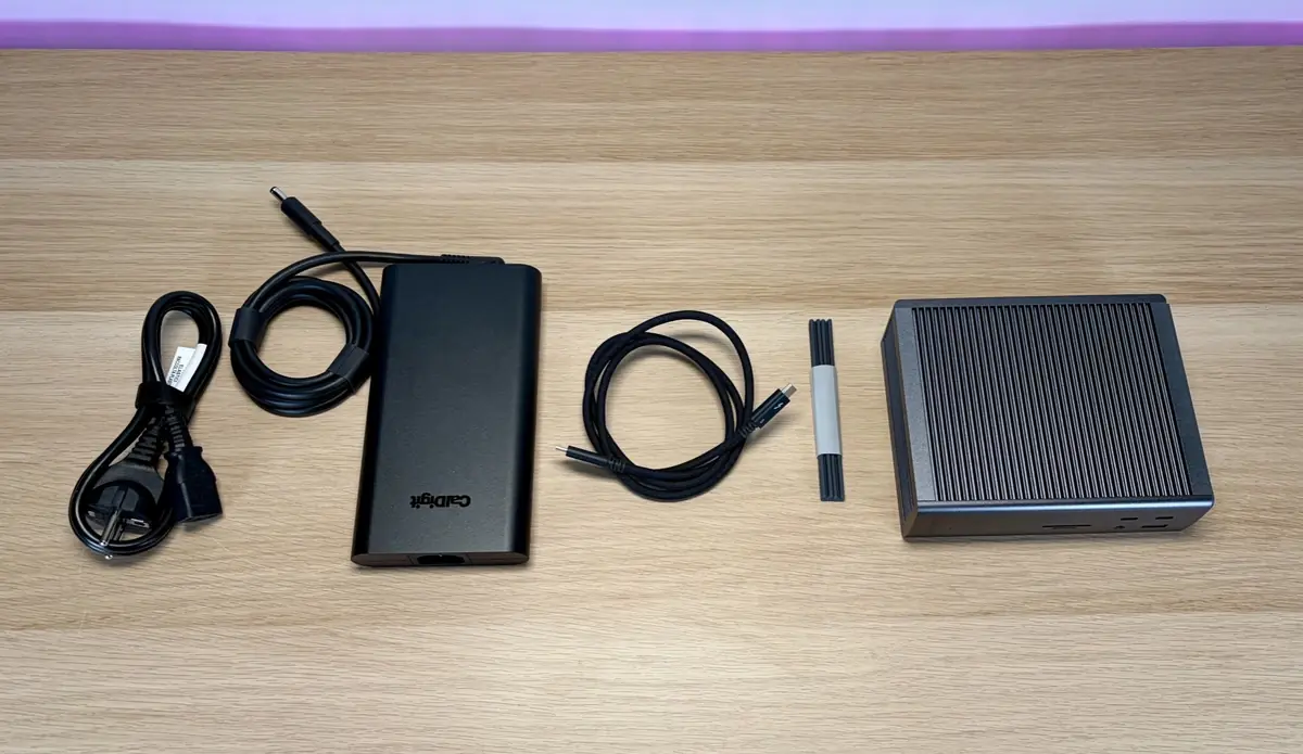 Le contenu de la bo&icirc;te du TS5 Plus