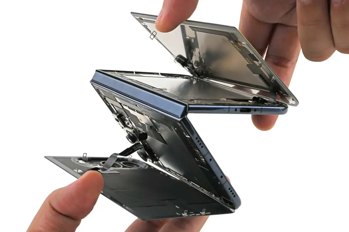 iPhone Duo iFixit