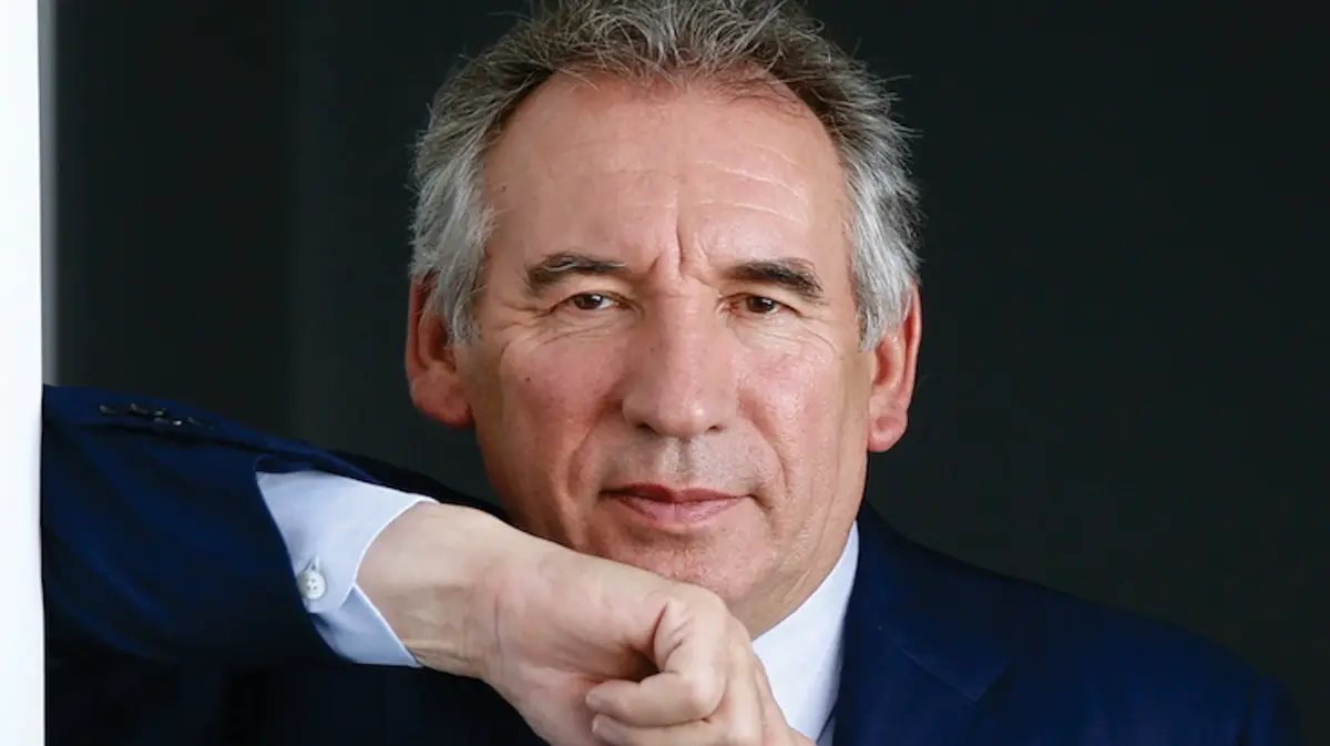 François Bayrou dévoile la stratégie IA de la France (et un ChatGPT de la fonction publique)