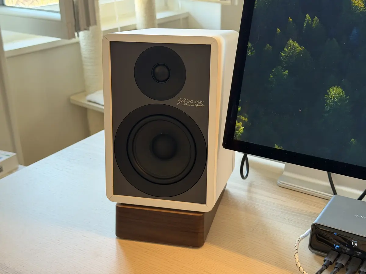 (Moi je pr&eacute;f&egrave;re sans la face avant&nbsp;!)