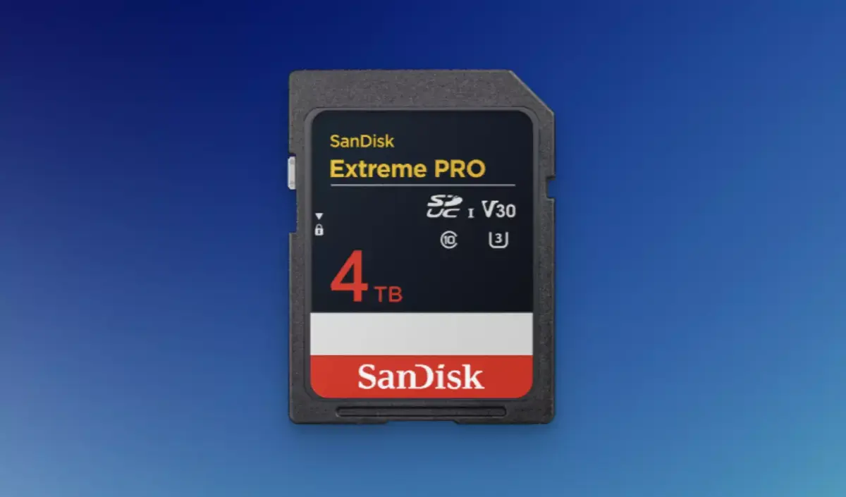 SanDisk carte SD 4To