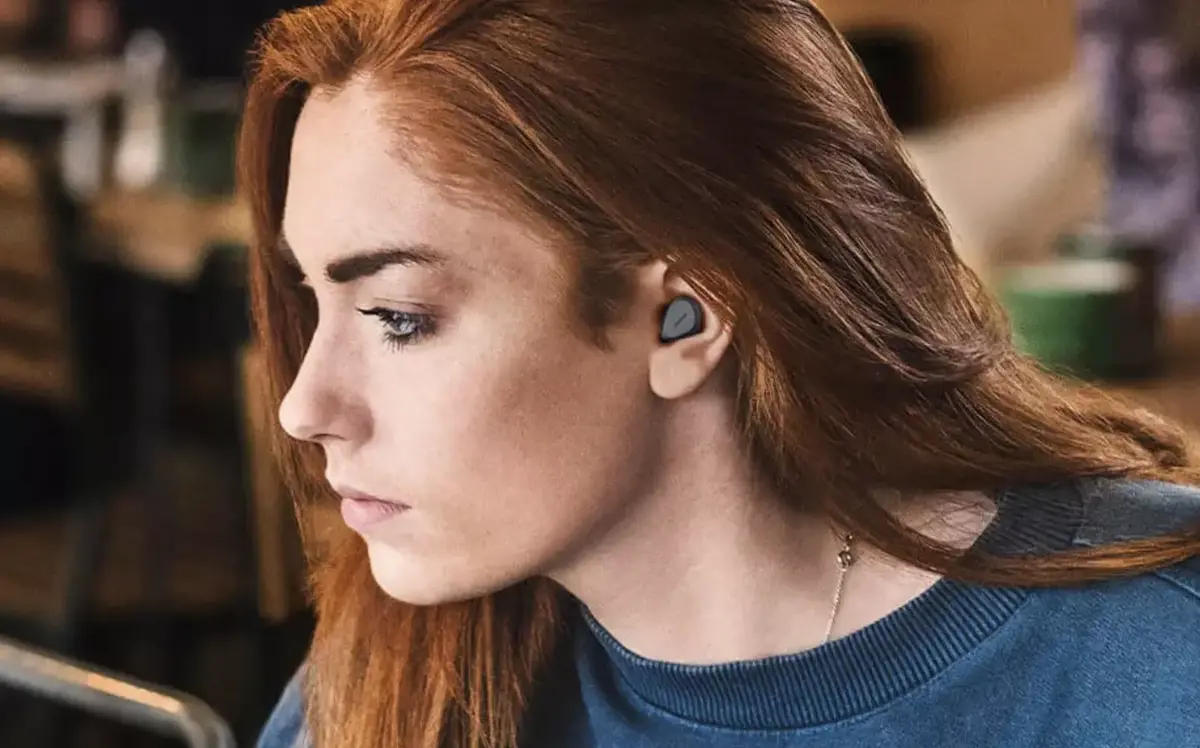 ANC et Bluetooth multipoint à 99€ pour les écouteurs Elite 4 de Jabra