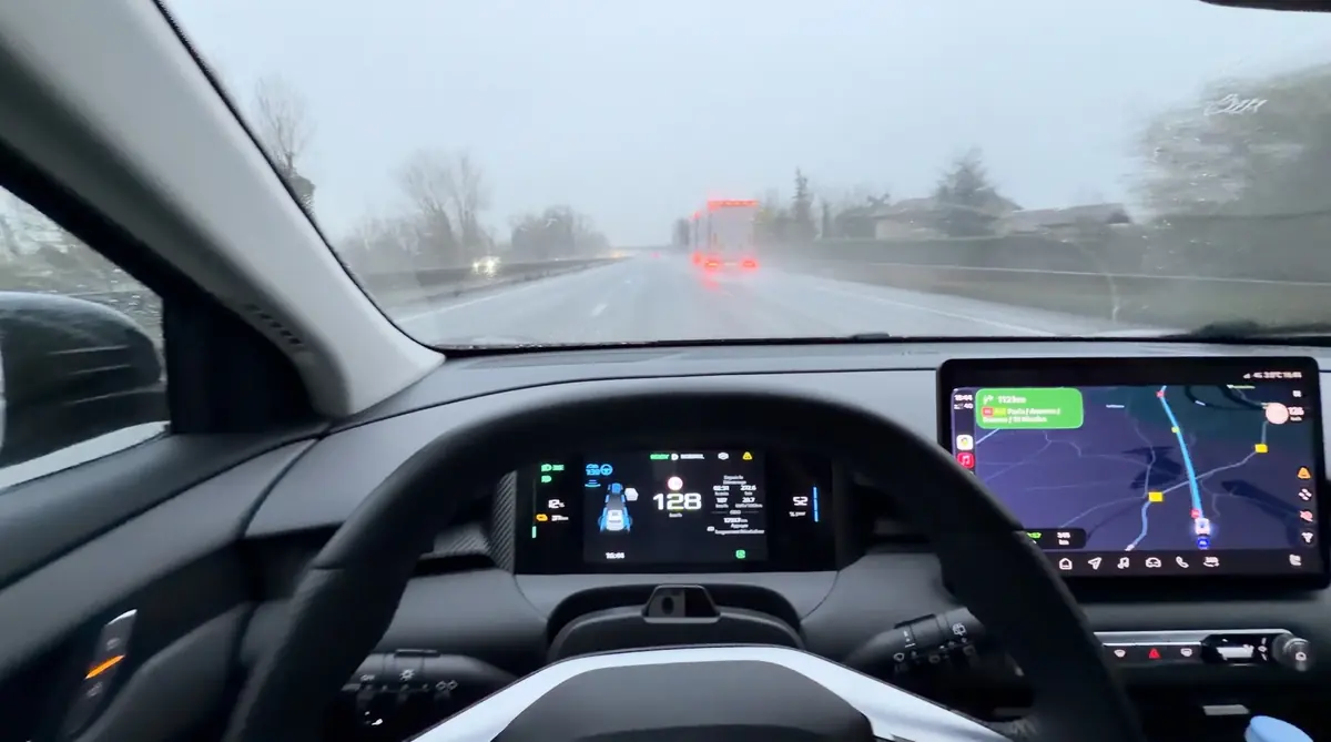 Essai MG S5&nbsp;: ~30 000&euro; pour un SUV &eacute;lectrique complet, imbattable&nbsp;?