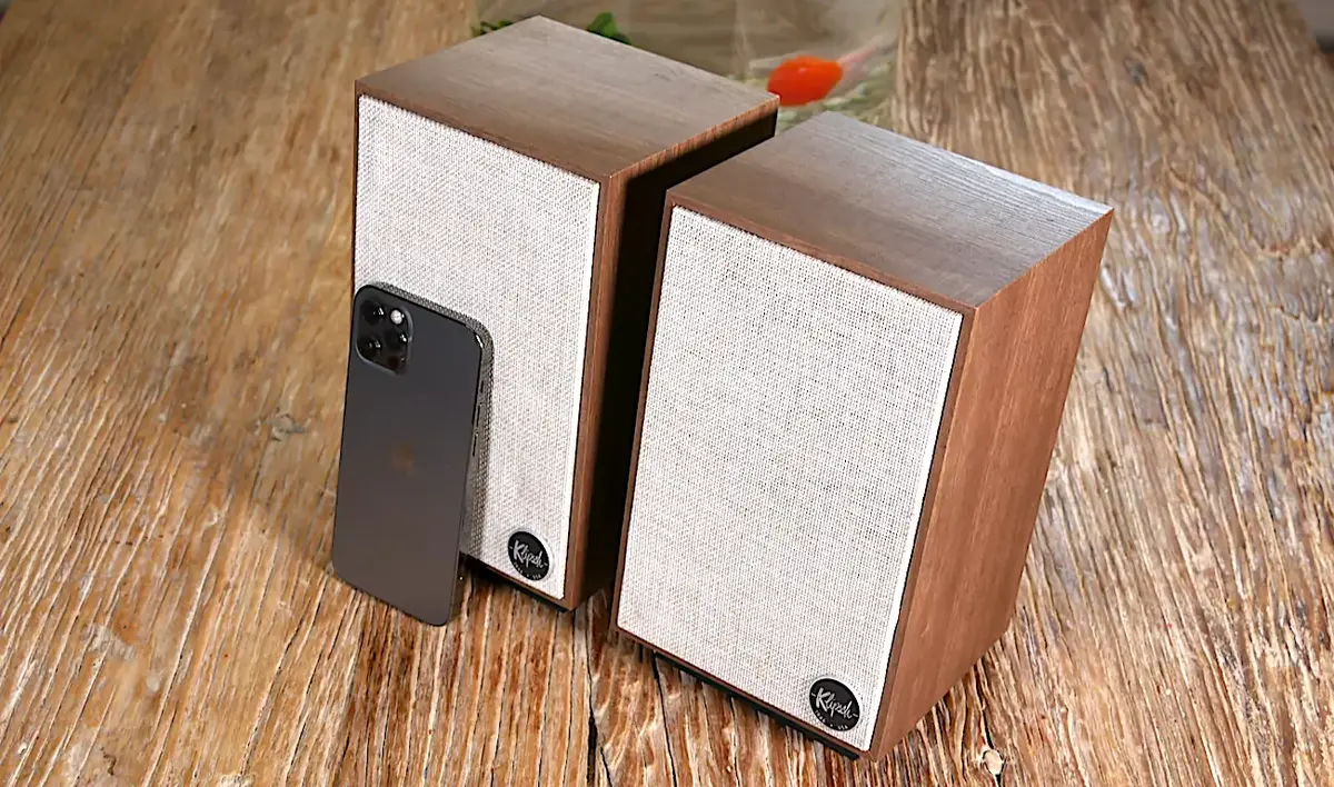 Test express du kit 2.1 Klipsch ProMedia Heritage : un look vintage et des basses pour 349€