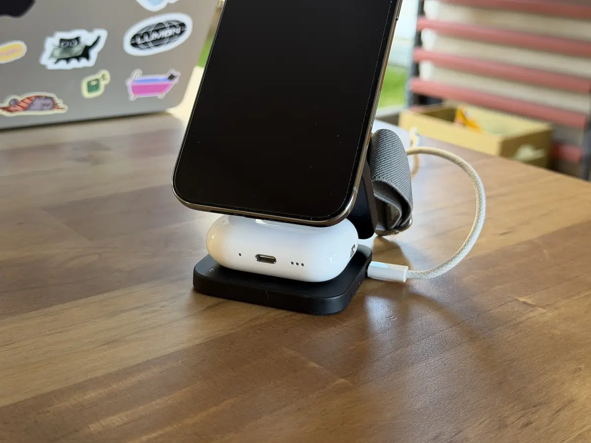 Test du Kuxiu X55 Turbo&nbsp;: le chargeur sans fil 3-en-1 Qi2.2 qui coche toutes les cases