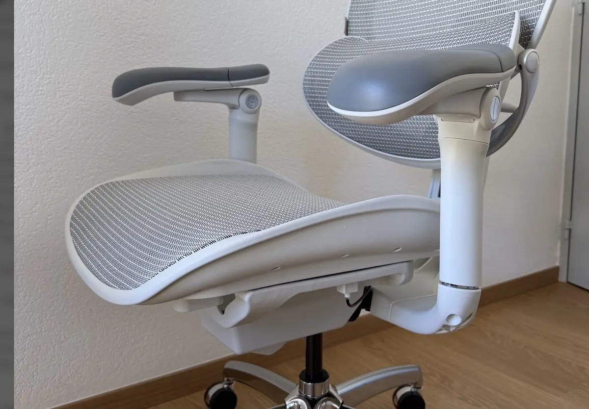 Test Sihoo Doro C300 Pro V2&nbsp;: une chaise pour dormir, jouer &agrave; la console ou... travailler&nbsp;?!