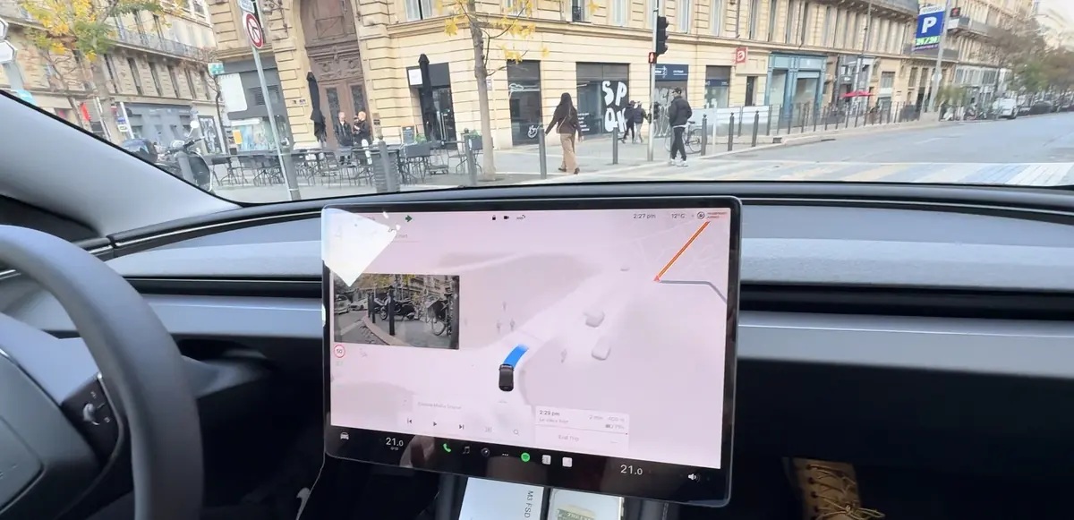 Une Tesla FSD 100% autonome à Marseille ? On a testé ! (et c'est bluffant)