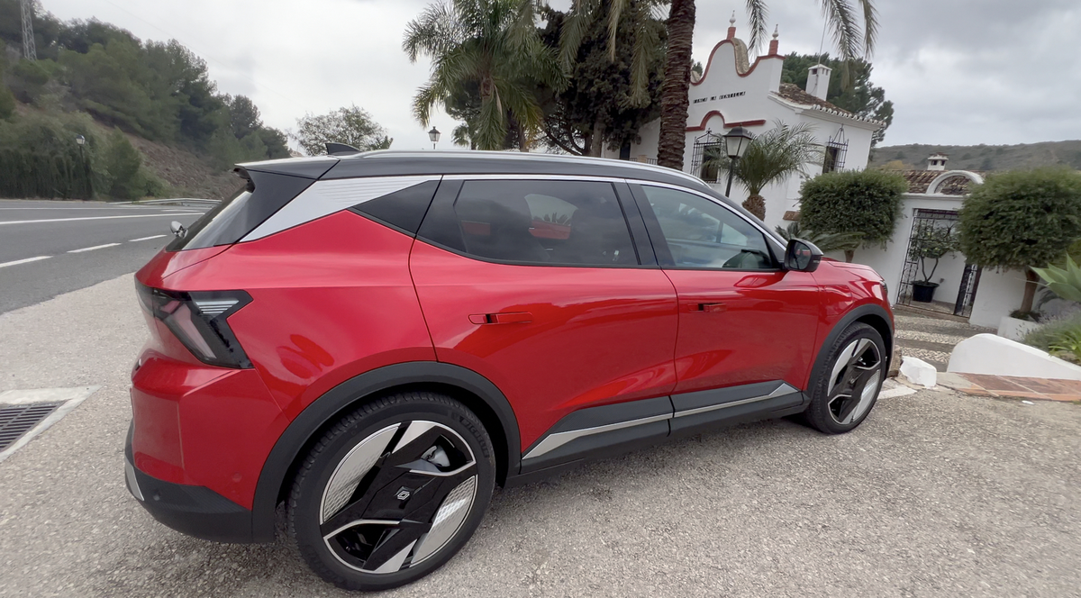 Essai Renault Scenic électrique 2024 : enfin une bonne voiture électrique française !