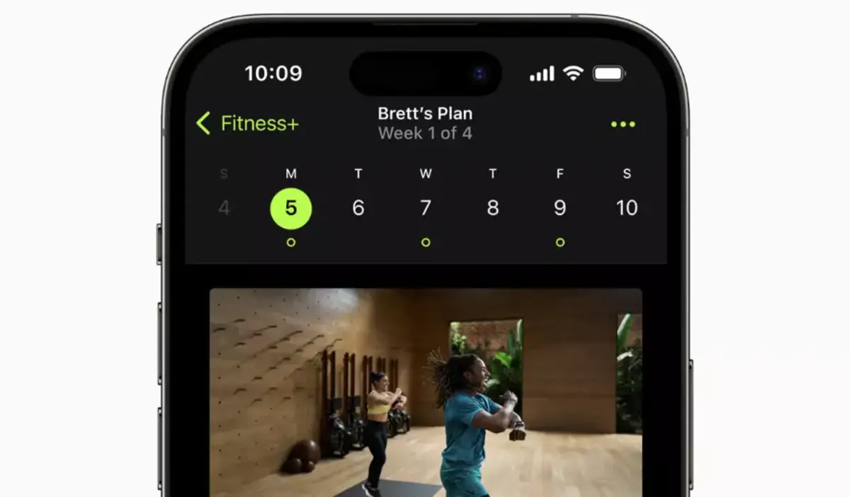 Fitness+: パーソナライズされたプログラムとトレーニング キュー