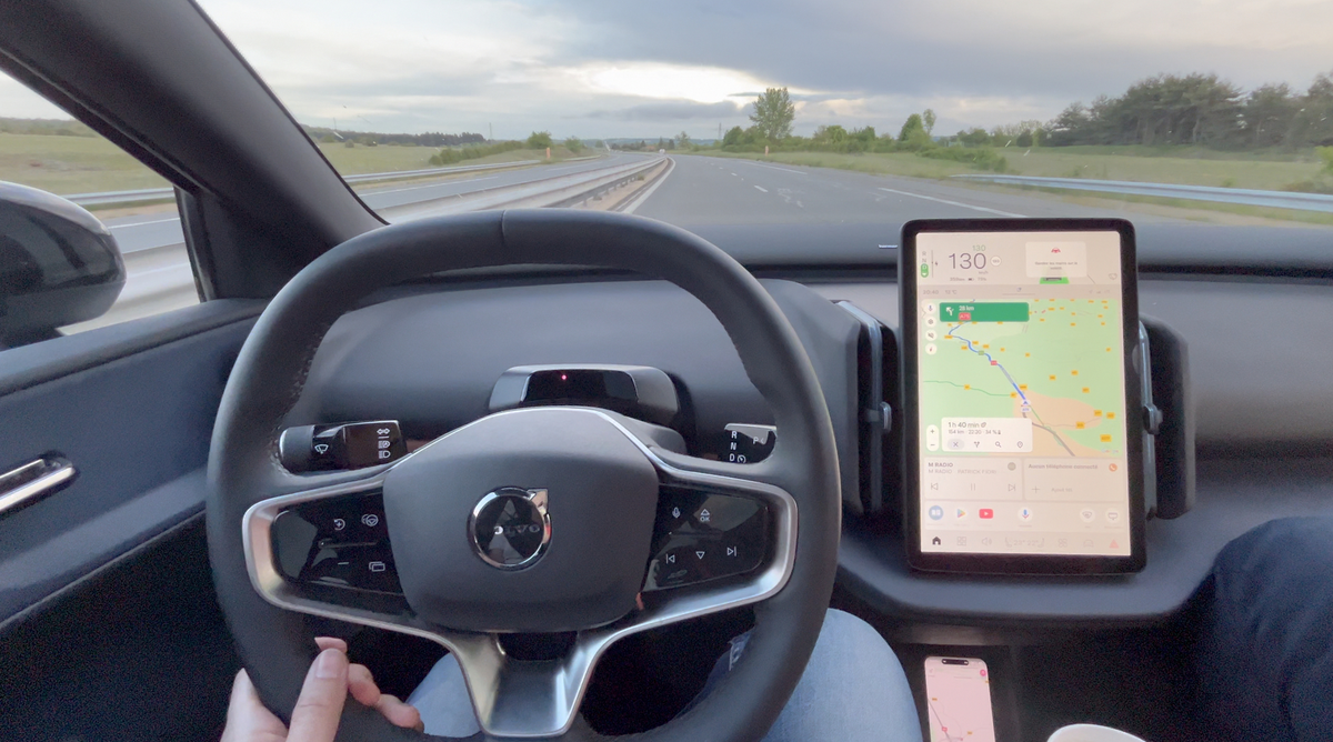 Volvo rappelle des milliers d'EX30 pour risque d'incendie de batterie