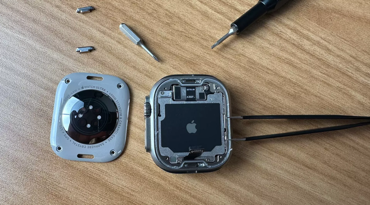 Démonter l'Apple Watch Ultra n'est pas une très bonne idée