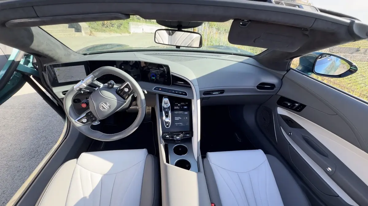 Essai MG Cyberster Propulsion&nbsp;: un cabrio de 340 ch avec 0 malus et 100% fun&nbsp;!