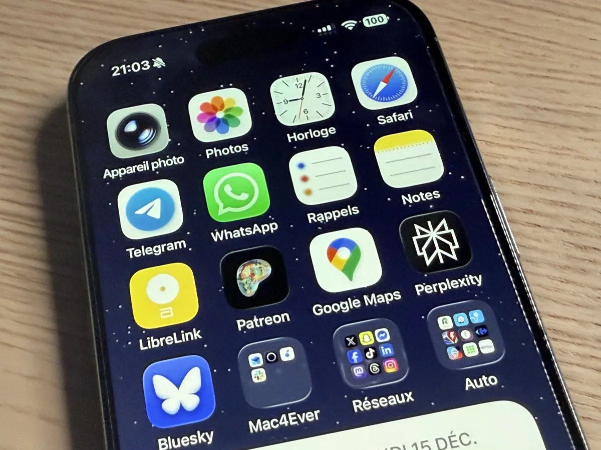Attention à iOS 26.2 : un bug paralyserait les apps sur certains iPhone. Êtes-vous concerné ?