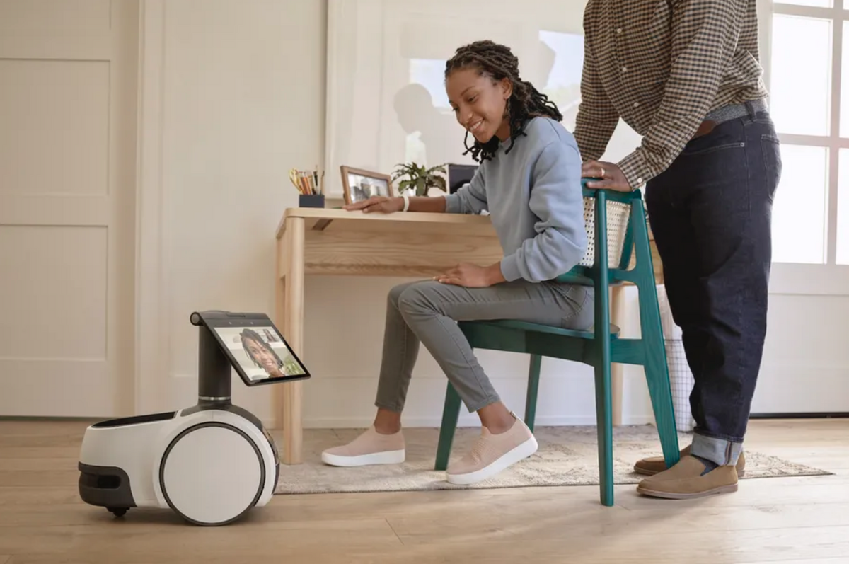 Le petit robot Astro d'Amazon pour les entreprises est un échec