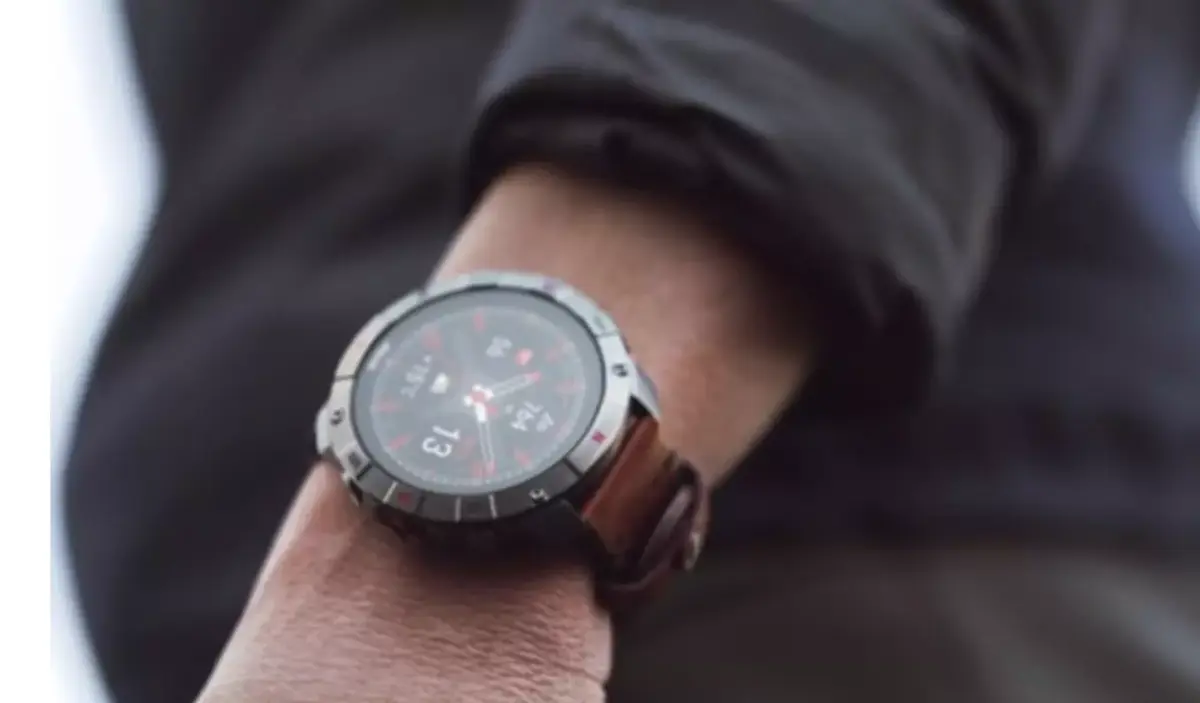 Polar présente sa montre Grit X2 Pro pour les baroudeurs (jusqu'à 10 jours d'autonomie)