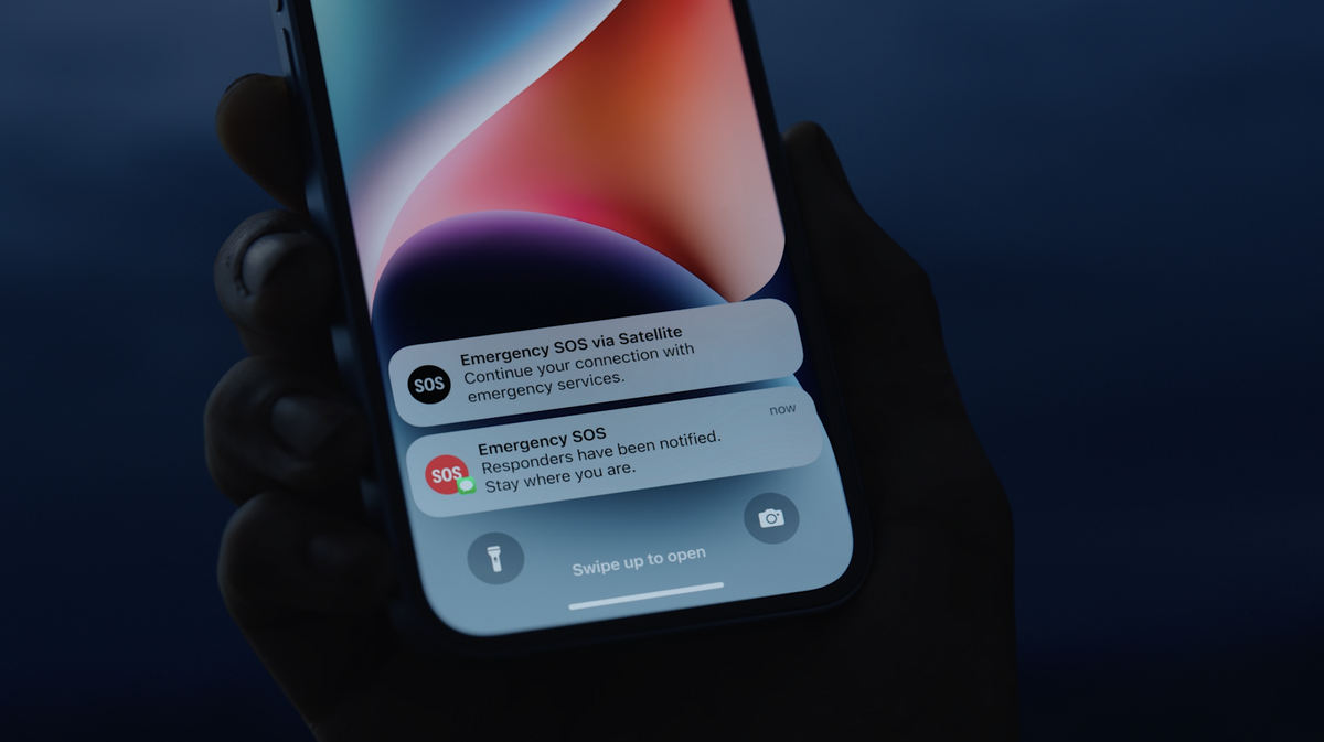 iPhone 14 : en quoi consiste la fonction satellite pour les messages d'urgence ?