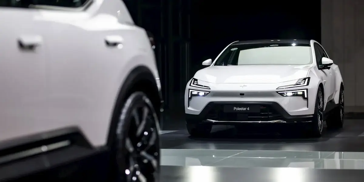 Le Cybertruck trop gros pour un SuperCharger, un smartphone Polestar et des Tesla Haters...