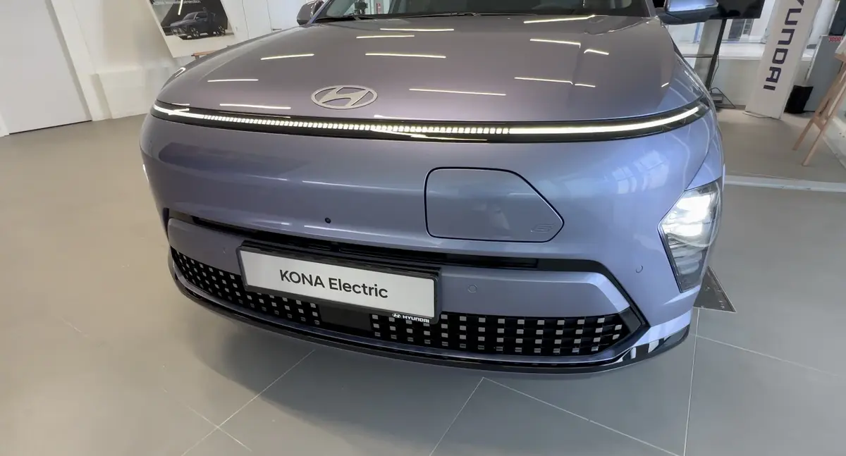 Essai Hyundai Kona 2023 : découverte en mode "geek" (avec La ChaîneEV)