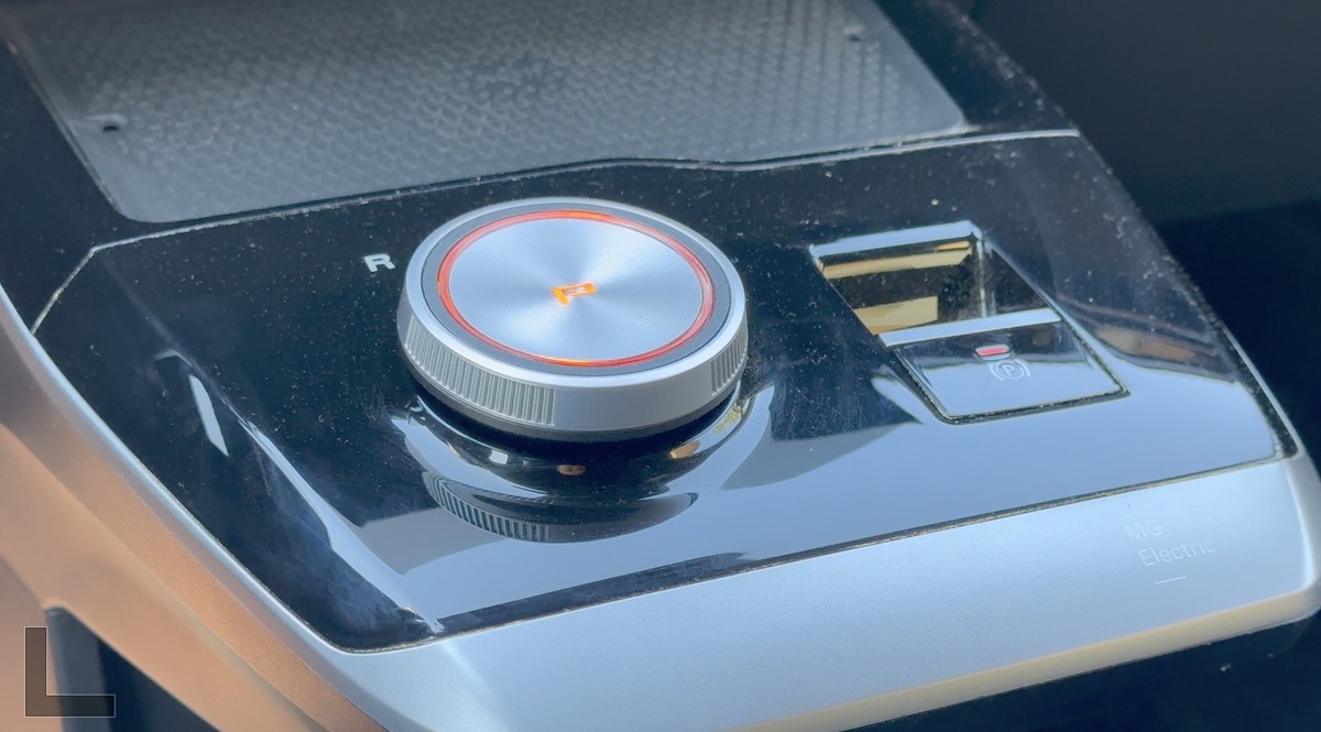 Essai MG4 Luxury : prix, autonomie, recharge... la meilleure voiture électrique abordable de 2023 ?