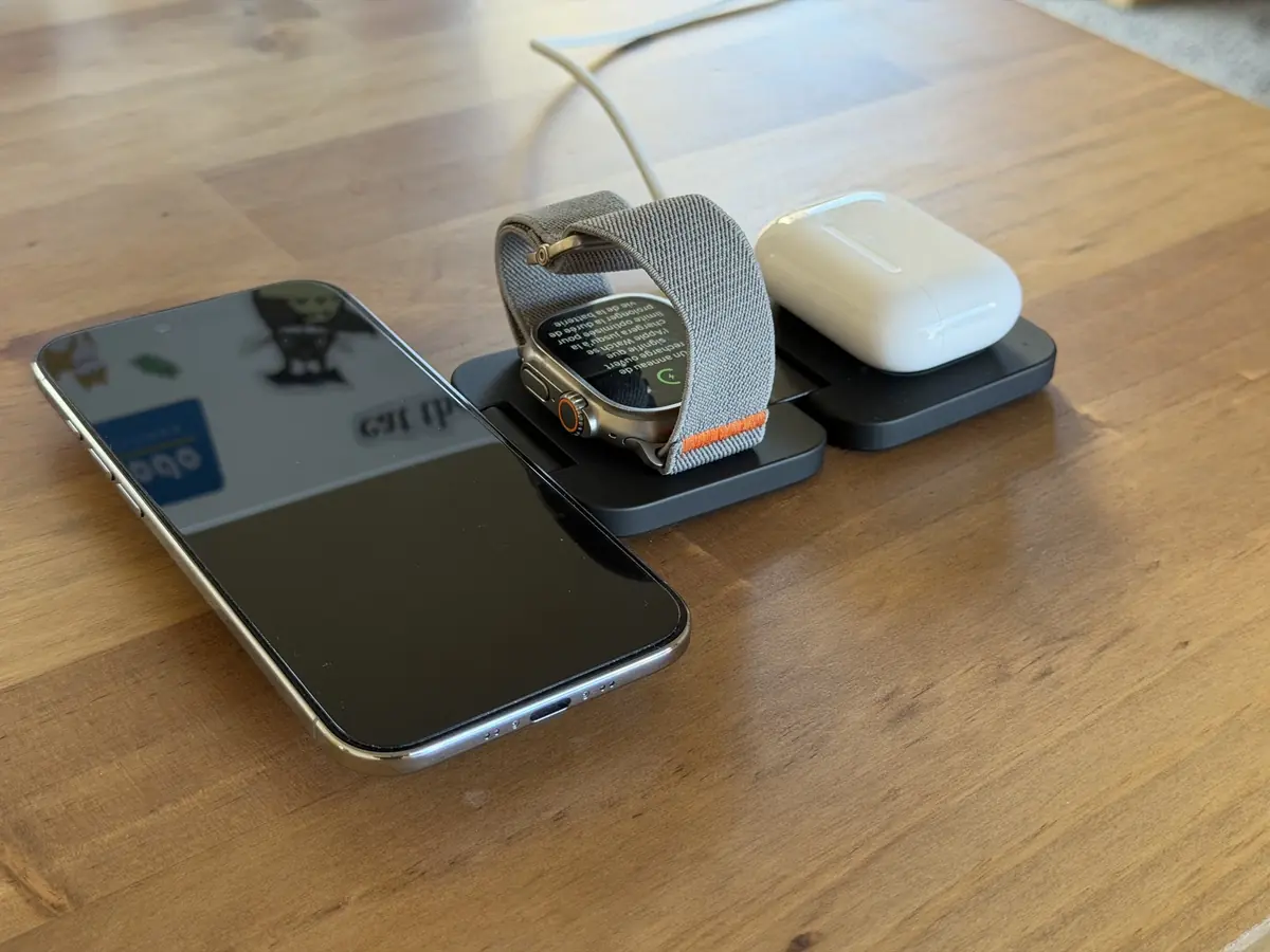 Test du Kuxiu X55 Turbo&nbsp;: le chargeur sans fil 3-en-1 Qi2.2 qui coche toutes les cases