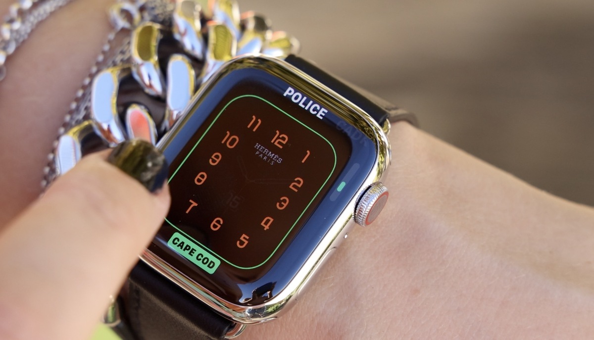 On déballe l'Apple Watch Series 8 Hermès Double Tour Gourmette Métal !