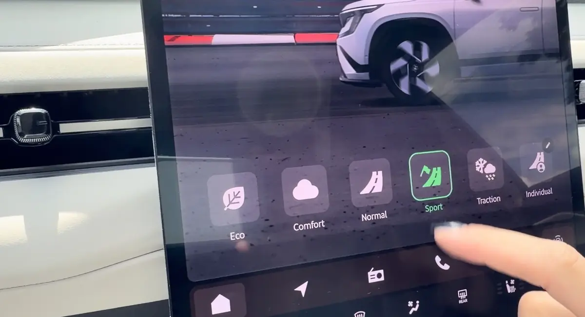 Premier essai du Skoda Peaq&nbsp;: confort optimal, tarif maximal