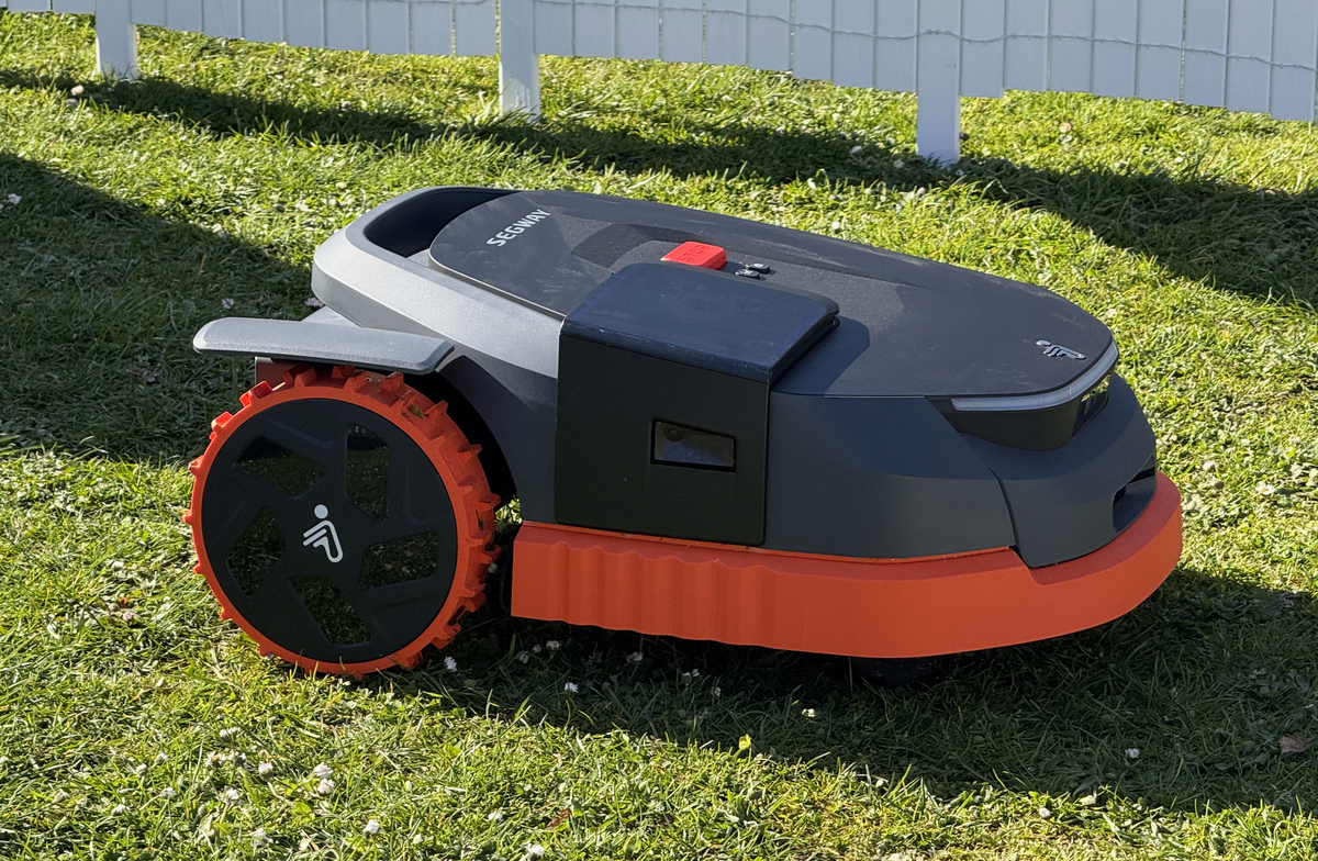 机器人tunduer：Segway为大型田地提供了新的Navimow X3系列