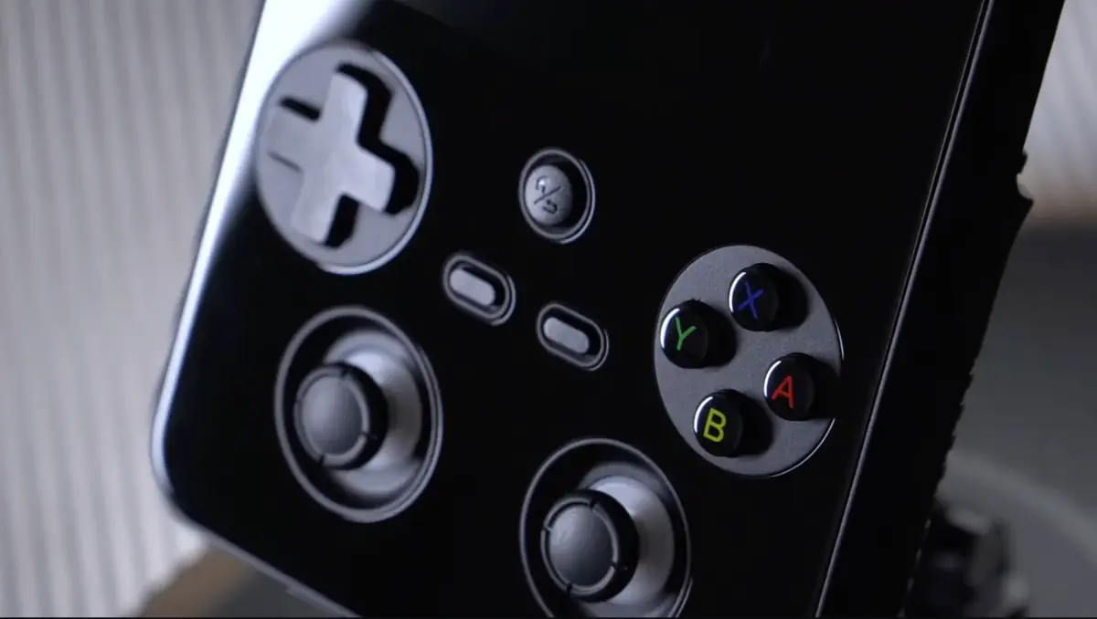 Anbernic RG 477V : la console rétro verticale la plus puissante du fabricant chinois