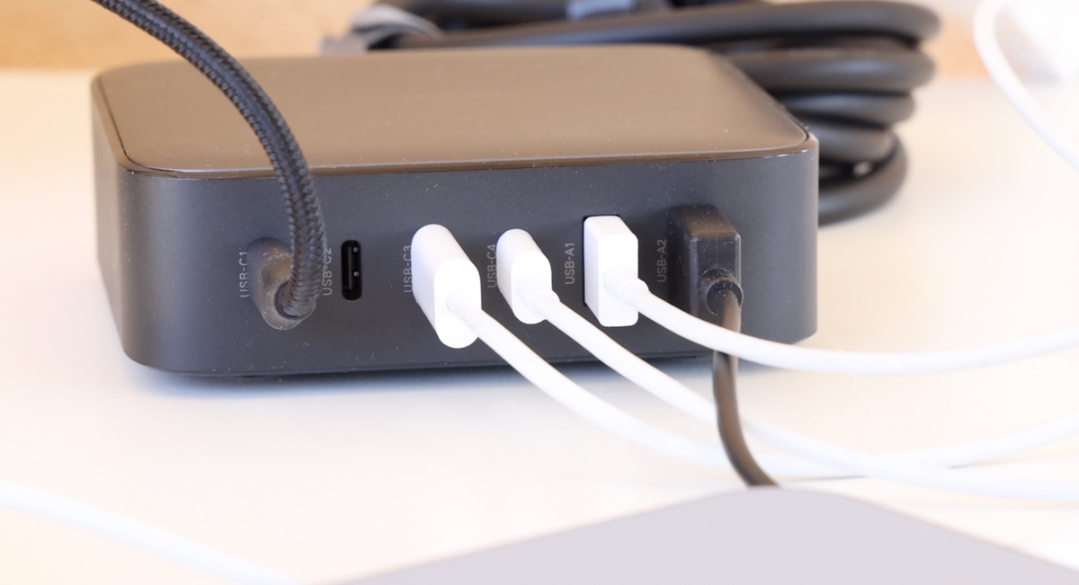 Petit test du chargeur UGreen 200W (6 ports) : peut-il remplacer ceux d'Apple ?