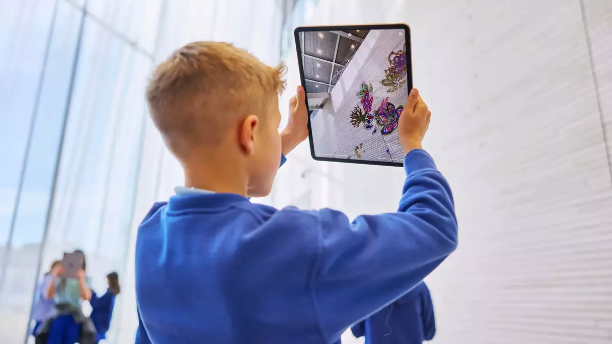 Apple propose à ses jeunes utilisateurs de créer une œuvre collective à l'iPad