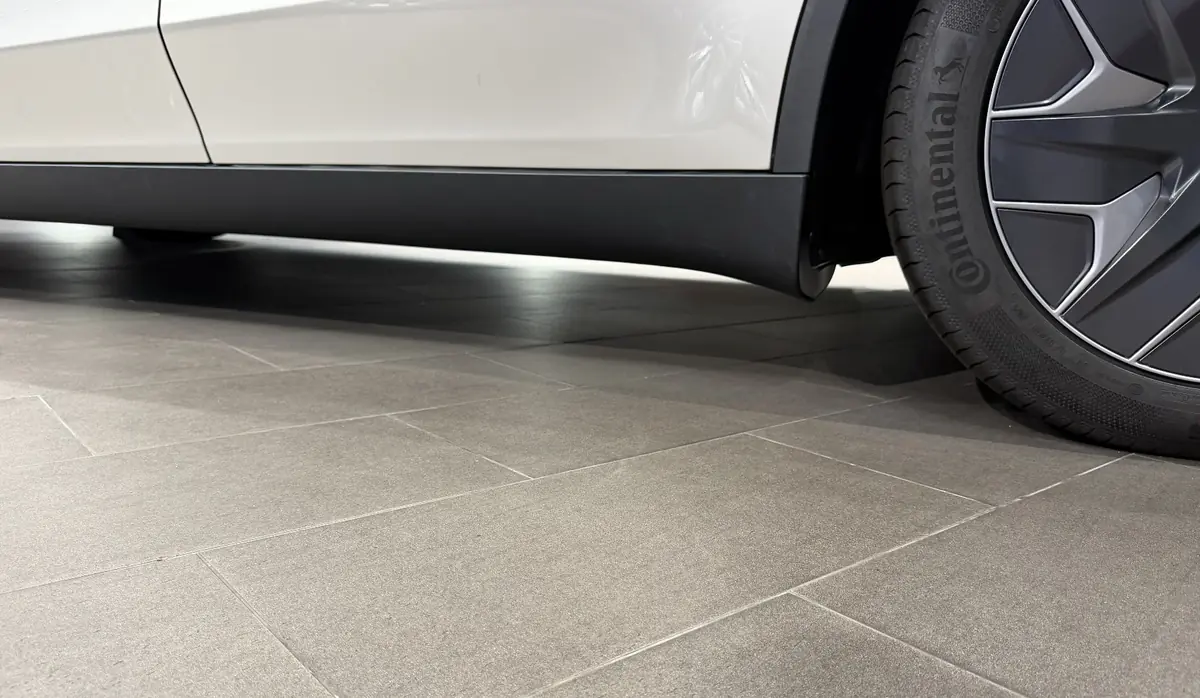 J&rsquo;ai enfin vu le Tesla Model Y L 6 places, parfait pour les familles&nbsp;? (vid&eacute;o)