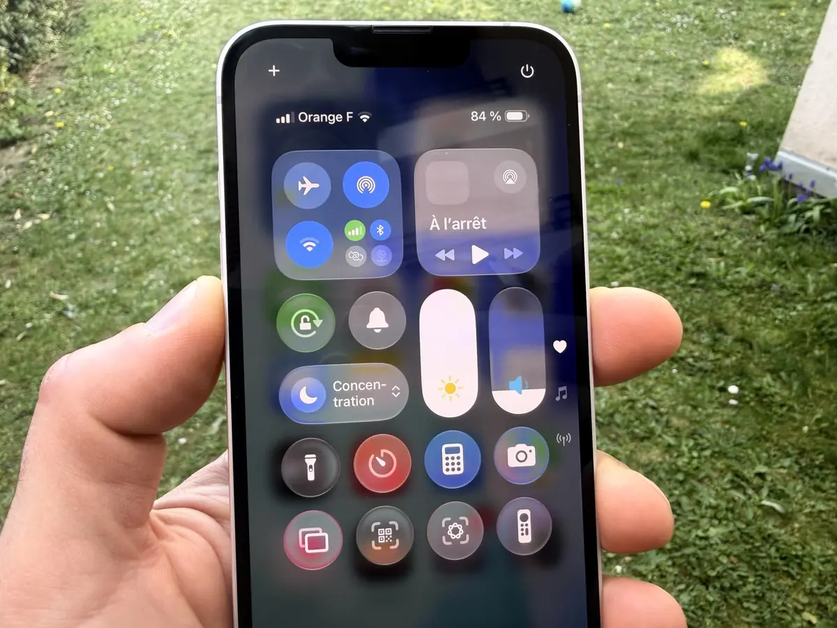 Test de l'iPhone 17e&nbsp;: est-ce le MacBook Neo de l'iPhone&nbsp;?