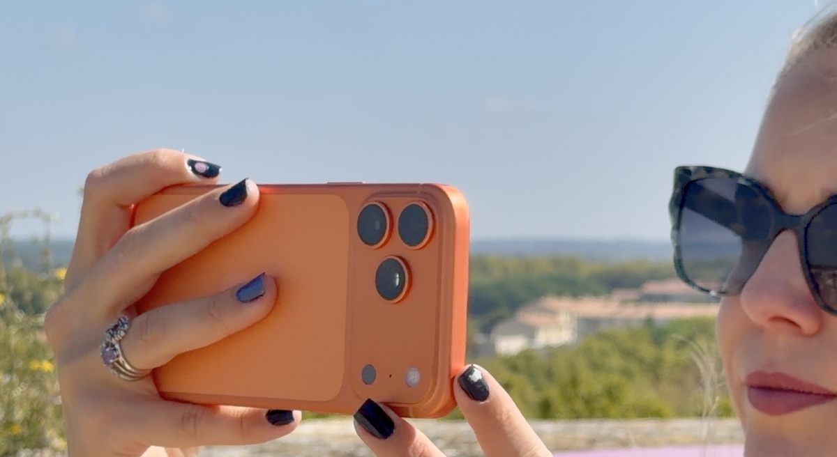 L'iPhone 17 Pro en caméra professionnelle : que du marketing ? L'avis d'un Pro ! (vidéo)