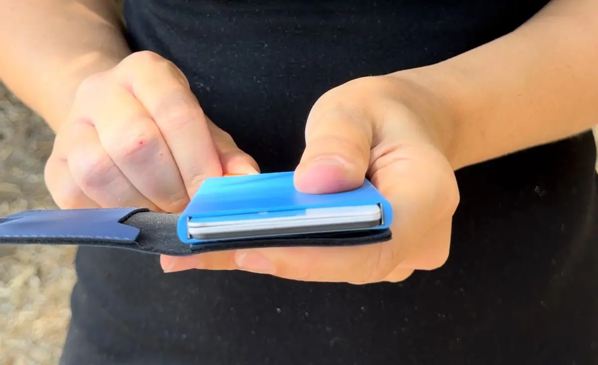 Test comparatif&nbsp;: Chipolo ou AirTag&nbsp;? 5 raisons d'oublier le traqueur d'Apple