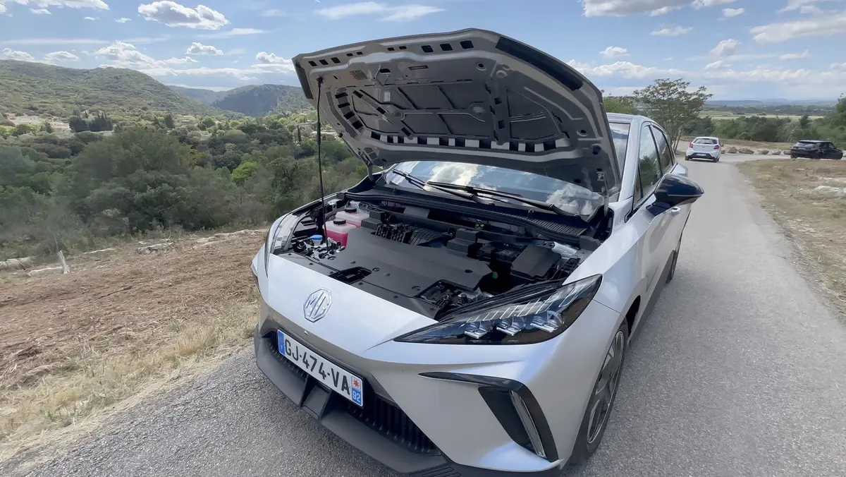 Essai MG4 Luxury : prix, autonomie, recharge... la meilleure voiture électrique abordable de 2023 ?