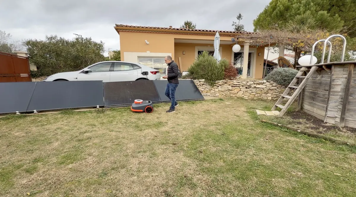 Test Navimow H206&nbsp;: un robot-tondeuse avec LIDAR et AirTag int&eacute;gr&eacute;s pour les grands jardins&nbsp;!