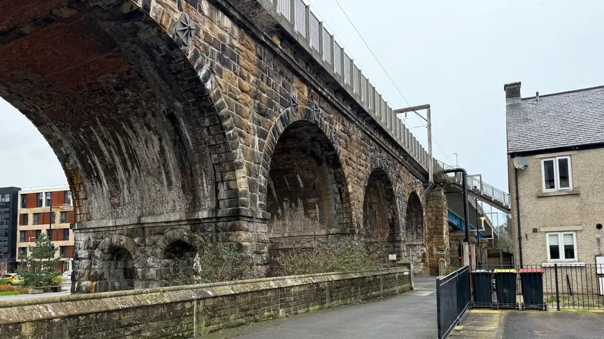Le vrai pont (photo : BBC)