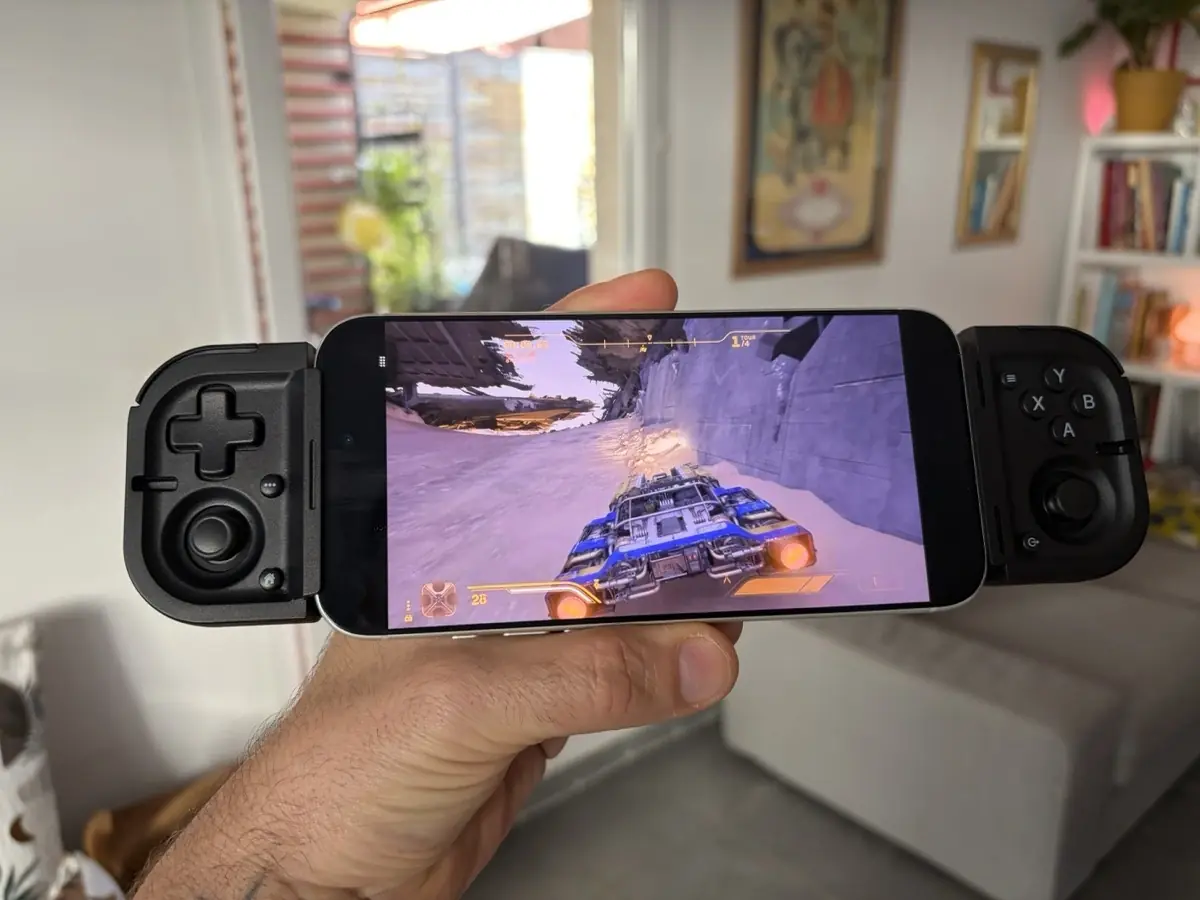 Test de la Razer Prio&nbsp;: la manette pliable qu'on a vraiment envie d'emporter partout
